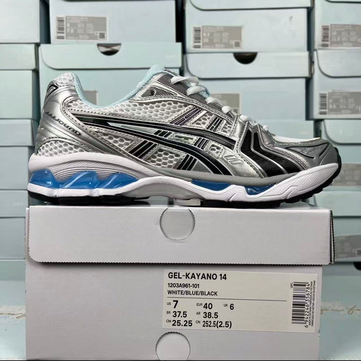 ASICS Gel-Kayano 14