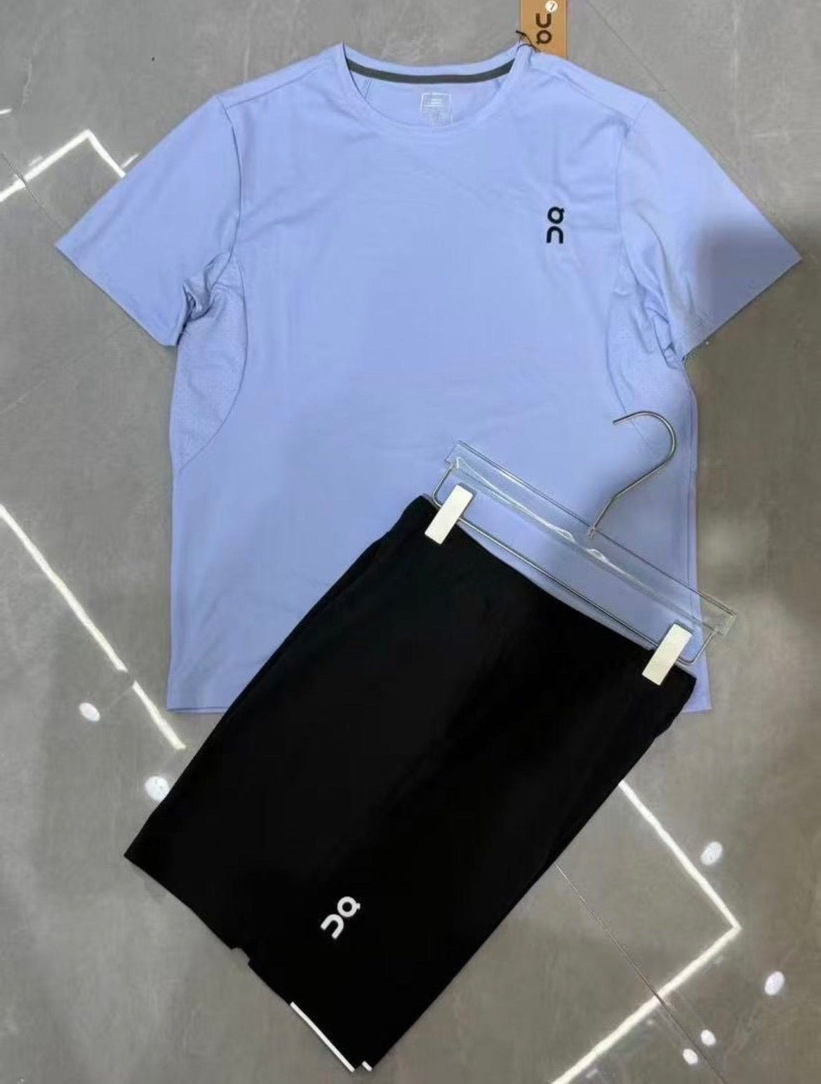 On Cloud 2 piece set